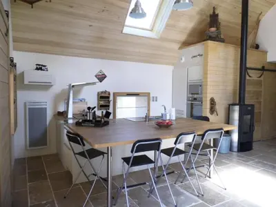 Cuisine ou kitchenette dans l'établissement Gîte de France Gîte de chaviolle 4 épis - Gîte de France 6 personnes MAE-9284