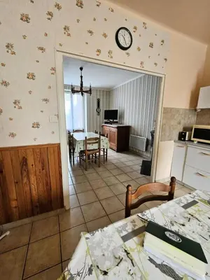 Cuisine ou kitchenette dans l'établissement Gîte de France Malapie 3 épis - Gîte de France 5 personnes MAE-9314