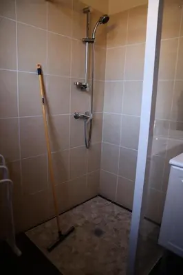 Salle de bains dans l'établissement Gîte de France Quiétude 3 épis - Gîte de France 4 personnes MAE-9374