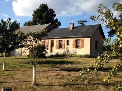 Jardin de l'établissement Gîte de France Quiétude 3 épis - Gîte de France 4 personnes MAE-9374