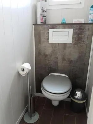 Salle de bains dans l'établissement Gîte de France Gite de la tuilerie 3 épis - Gîte de France 3 personnes MAE-9394
