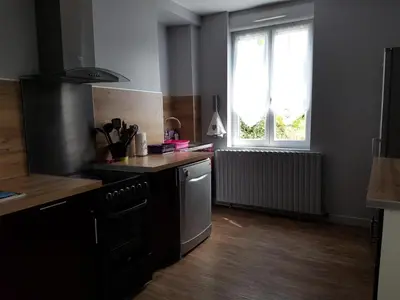 Cuisine ou kitchenette dans l'établissement Gîte de France Gite de la tuilerie 3 épis - Gîte de France 3 personnes MAE-9394