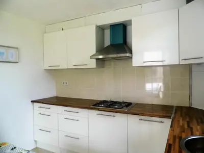 Cuisine ou kitchenette dans l'établissement Gîte de France Le noyer 2 épis - Gîte de France 2 personnes MAE-9474