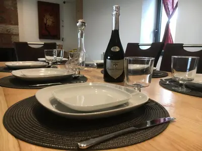 Boissons dans l'établissement Gîte de France Le grand cluzel 4 épis - Gîte de France 8 personnes MAE-9554