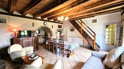 Coin salon dans l'établissement Gîte de France Peuch del pic 2 épis - Gîte de France 5 personnes MAE-9854