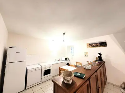 Cuisine ou kitchenette dans l'établissement Gîte de France N°6 3 épis - Gîte de France 4 personnes MAE-9884