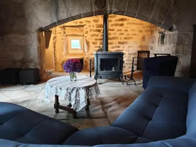 Coin salon dans l'établissement Gîte de France Des alpagas 2 épis - Gîte de France 12 personnes MAE-9944