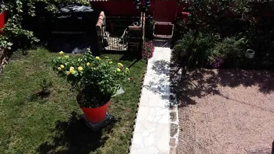 Jardin de l'établissement Gîte de France Chirac du midi corrézien 3 épis - Gîte de France 6 personnes MAE-0324