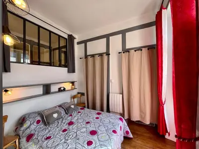 Un ou plusieurs lits dans un hébergement de l'établissement Appartement T2 au Mont-Dore, 4 pers, animaux acceptés, WiFi - FR-1-608-259