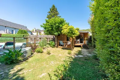 Jardin de l'établissement Chambre d'hôtes de la dame blanche
