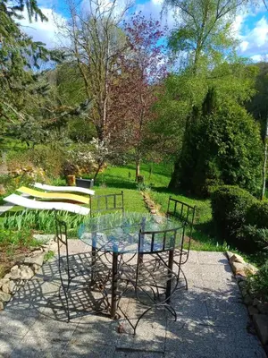Jardin de l'établissement Gîte d'Alexandre