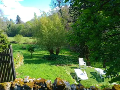 Jardin de l'établissement Gîte d'Alexandre