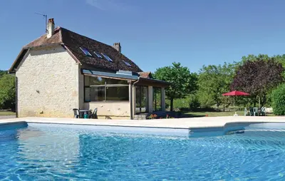 Piscine de l'établissement La Martine ou située à proximité