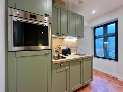 Cuisine ou kitchenette dans l'établissement Charmant T3 au Mont-Dore, jusqu'à 4 pers, wifi, vue Puy Gros - FR-1-608-265