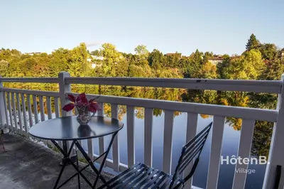 Balcon ou terrasse dans l'établissement Vienne's Splendor Charming T5 by the River - Near Limoges CHU