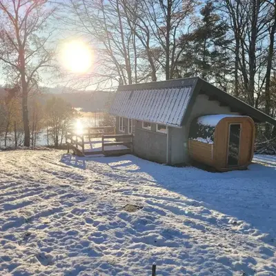 Petite maison vue sur Lac de la Triouzoune Neuvic