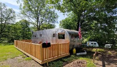 Jardin de l'établissement CAMPING LA PERLE