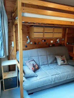 Coin salon dans l'établissement Studio 19 m2 à louer au Mont-Dore