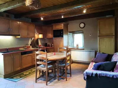 Cuisine ou kitchenette dans l'établissement Gîte de France Le fournil des prades 2 épis - Gîte de France 2 personnes MAE-6414