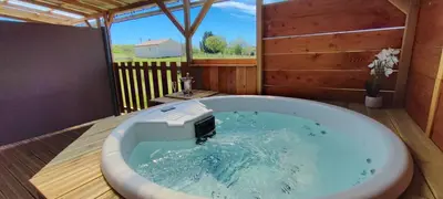 Plan de l'établissement Le nid des Garrigues avec Jacuzzi privé