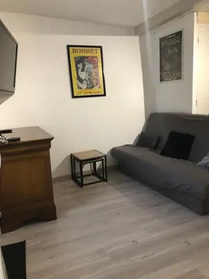 Coin salon dans l'établissement maison de prescillia et frederic