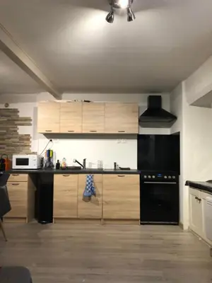 Cuisine ou kitchenette dans l'établissement maison de prescillia et frederic