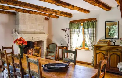 Coin salon dans l'établissement Cozy Home In La Cassagne
