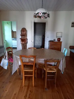 Plan de l'établissement Belle maison ancienne bien équipée avec vue