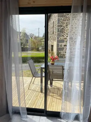 Balcon ou terrasse dans l'établissement Le chalet de Coheix