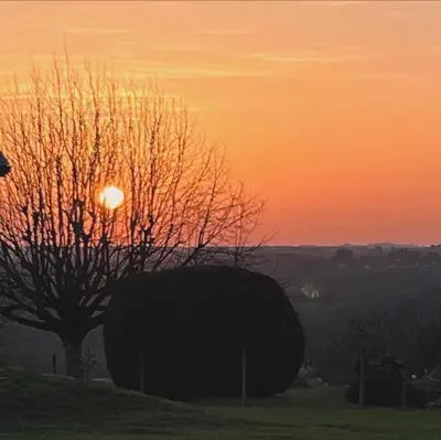 Lever ou coucher de soleil vu de le B&B/chambre d'hôtes ou à proximité