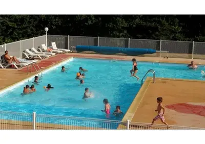 Piscine de l'établissement Le village de Sèchemailles ou située à proximité