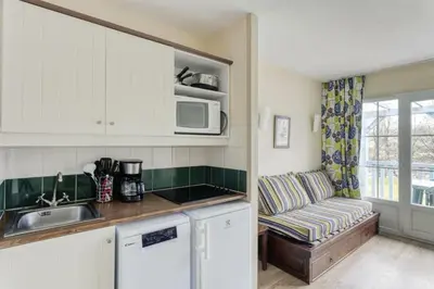 Cuisine ou kitchenette dans l'établissement Résidence Les Belles Rives - maeva Home - Appartement 2 pièces 5 personnes - Confort MAE-4334