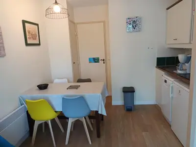 Cuisine ou kitchenette dans l'établissement Corrèze rive Dordogne