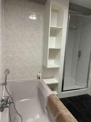 Salle de bains dans l'établissement Maison Vacances 12 pers / Périgord Noir / Piscine