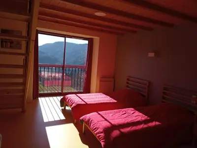 Vue générale sur la montagne ou vue sur la montagne depuis l'appart'hôtel