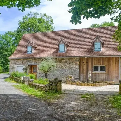 Beautiful Home In Issendolus With Wifi