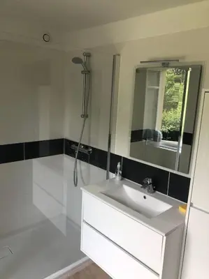 Salle de bains dans l'établissement Calme et serenite en correze
