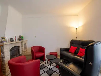 Coin salon dans l'établissement Charmante maison à Borrèze avec parking, proche Sarlat - FR-1-616-357