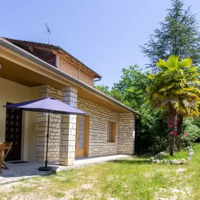 Charmante maison à Borrèze avec parking
