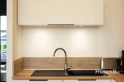 Cuisine ou kitchenette dans l'établissement The 
