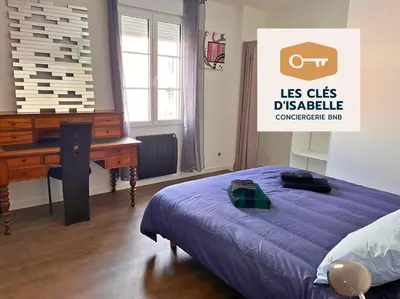 Un ou plusieurs lits dans un hébergement de l'établissement Appartement climatisé avec sa terrasse de 25 M2