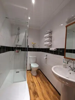 Salle de bains dans l'établissement Trente-Trois Le Nouhaud