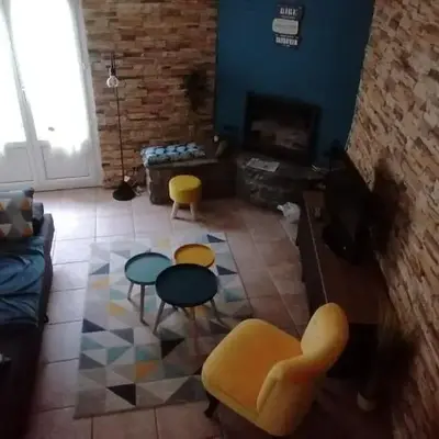 Grande maison au charme chaleureux hiver comme été