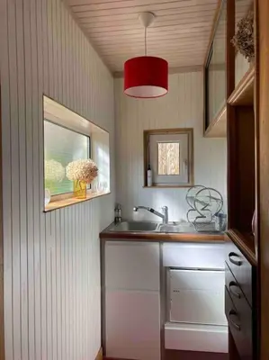 Cuisine ou kitchenette dans l'établissement Maison centre hyper calme au vert