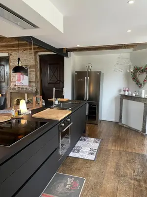 Cuisine ou kitchenette dans l'établissement Gîte Spa Privatif & Cheminée Idéal Couples & Familles