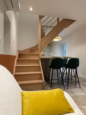 Plan de l'établissement Maison avec cour intérieure