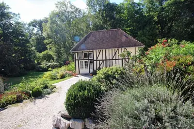 Jardin de l'établissement Le moulin