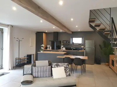 Cuisine ou kitchenette dans l'établissement La Clé Raccoise