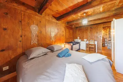 Un ou plusieurs lits dans un hébergement de l'établissement L'Anglardoise - Maison pour 7 voyageurs