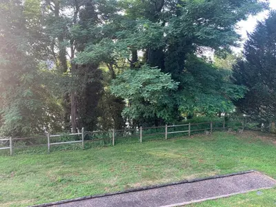 Jardin de l'établissement Superbe duplex les belles Rives Argentat bords Dordogne avec wifi